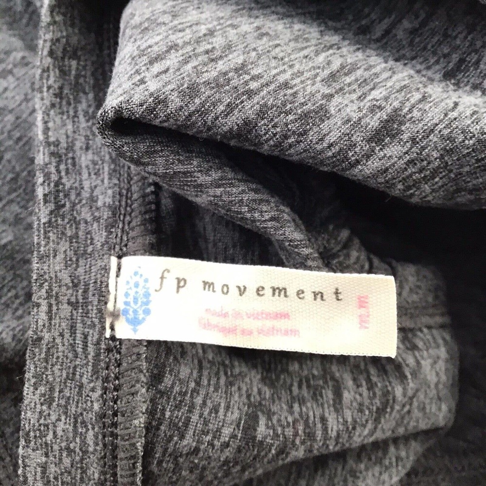 FP movement long sleeved Gray Athletic Exercise Crop top Size Medium - Picture 7 of 11